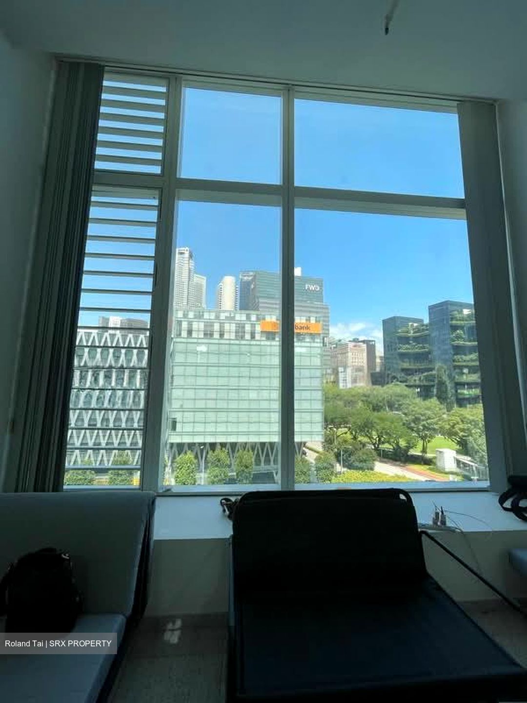 The Central (D1), Office #572598341